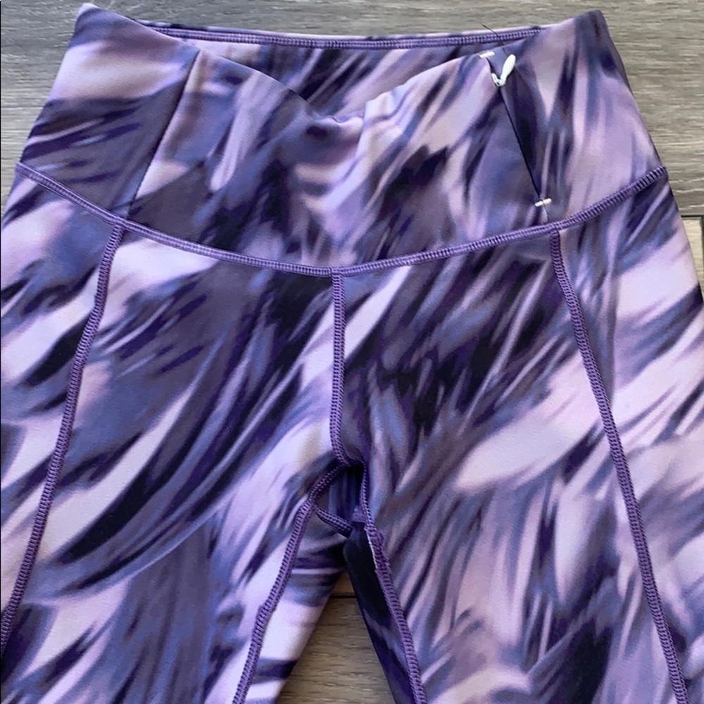 CALIA by Carrie Underwood Capris - Picture 2 of 7